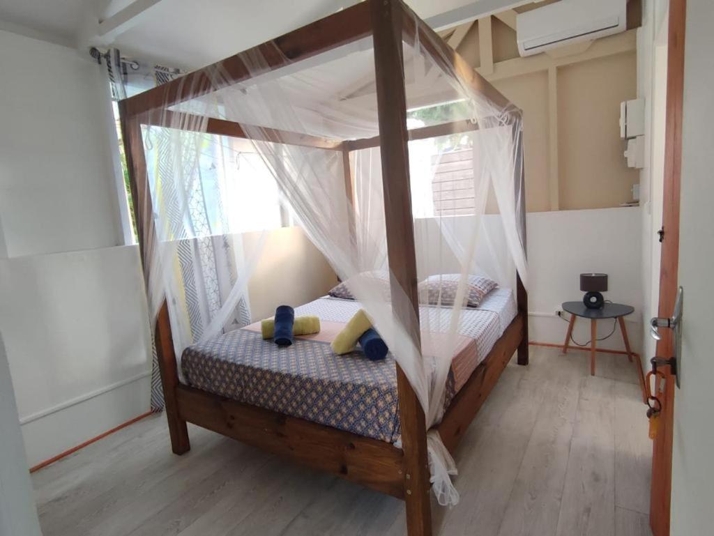 Gite Ti Papiyon Bouillante Ngoại thất bức ảnh